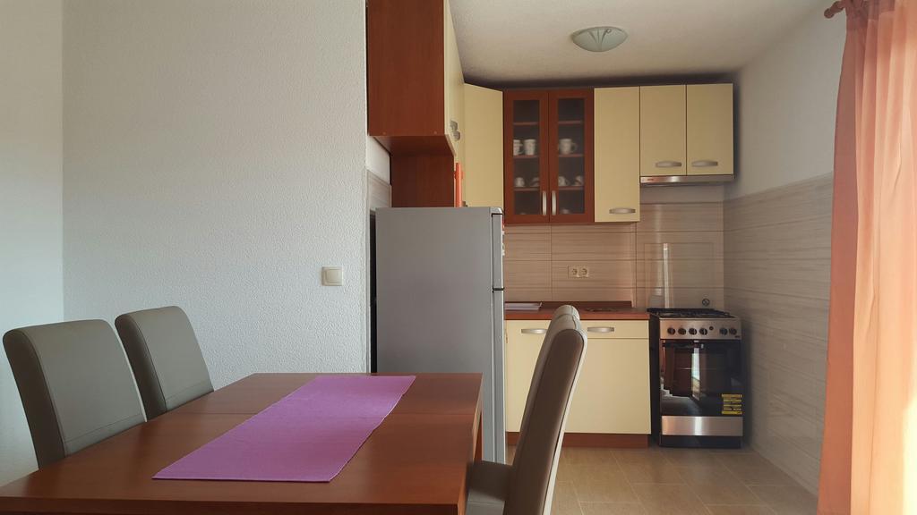 Apartmani Ramljak Marina Zewnętrze zdjęcie