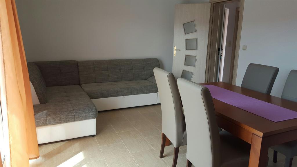 Apartmani Ramljak Marina Zewnętrze zdjęcie