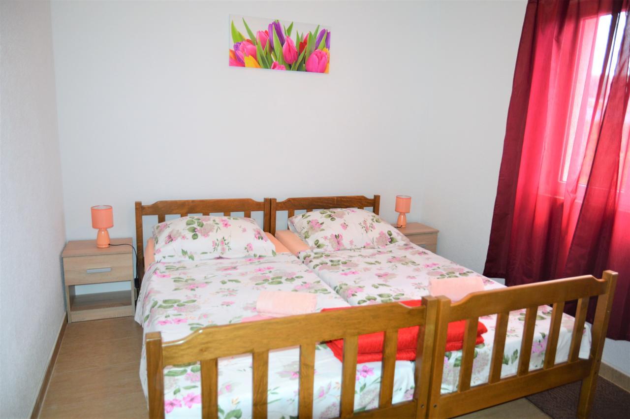 Apartmani Ramljak Marina Zewnętrze zdjęcie