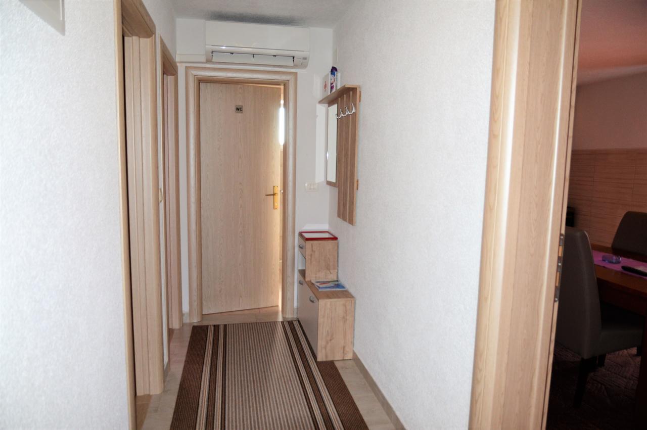 Apartmani Ramljak Marina Zewnętrze zdjęcie